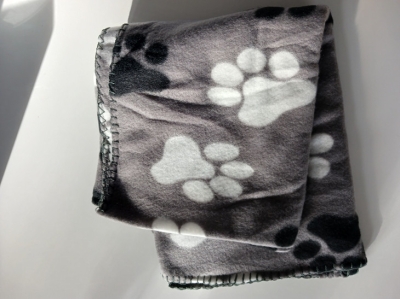 PLAID HONDEN KATTEN GREY 120x80CM 100% POLYESTER.